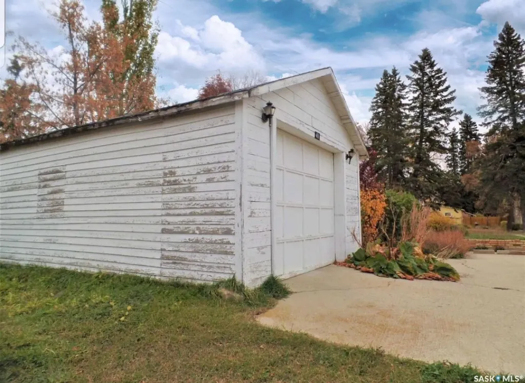 411 1st Street W Wilkie SK S0K 4W0