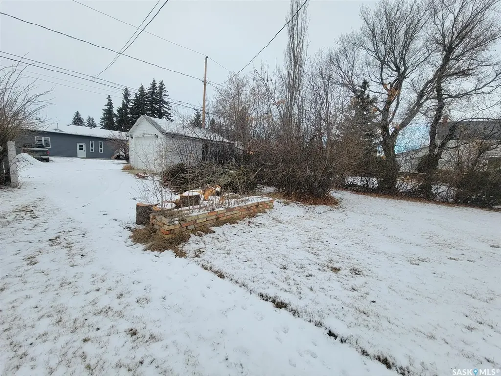 411 1st Street W Wilkie SK S0K 4W0