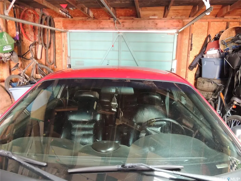 918 Albert Street Estevan SK S4A 1S3