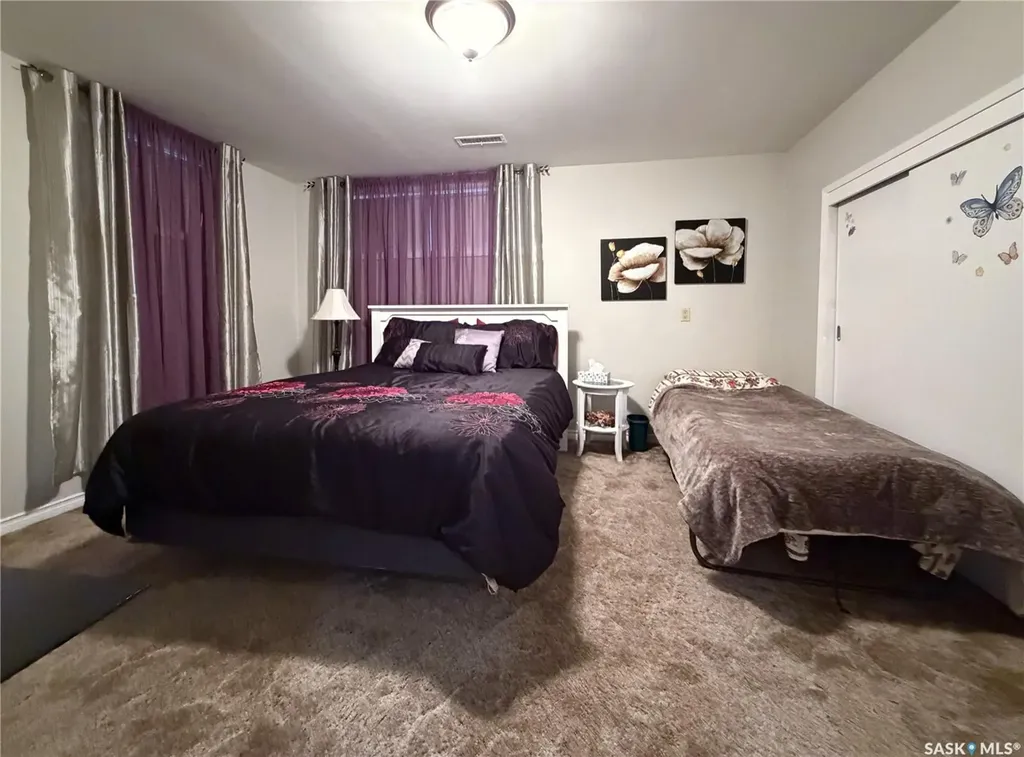 1442 Nicholson Road Estevan SK S4A 1T8