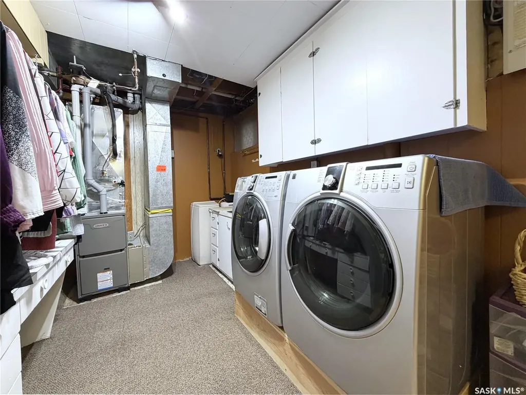 1442 Nicholson Road Estevan SK S4A 1T8