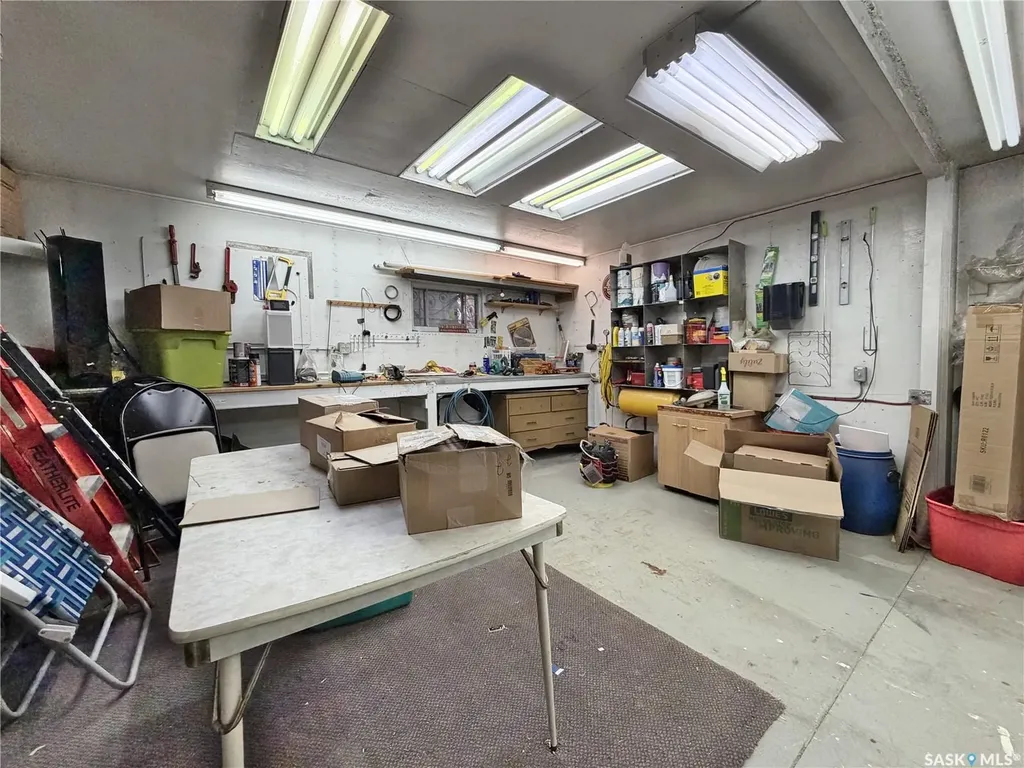 1442 Nicholson Road Estevan SK S4A 1T8