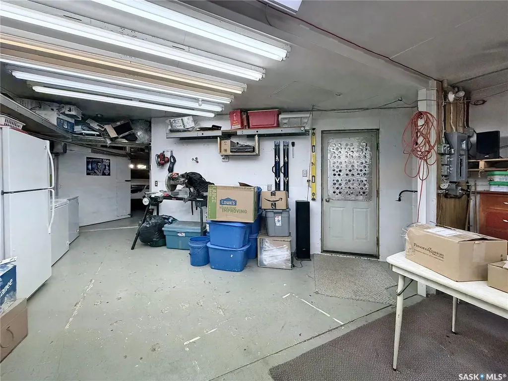 1442 Nicholson Road Estevan SK S4A 1T8