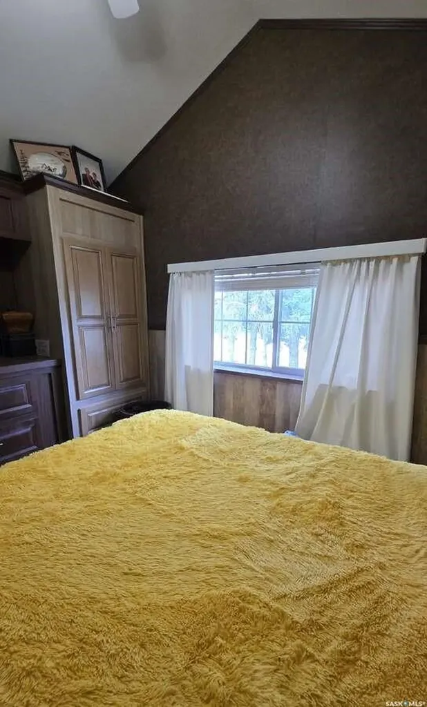 301 Railway Street Paradise Hill SK S0M 2G0