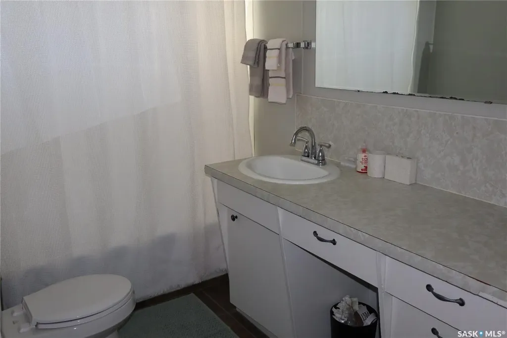 203 5th Avenue W Assiniboia SK S0H 0B0