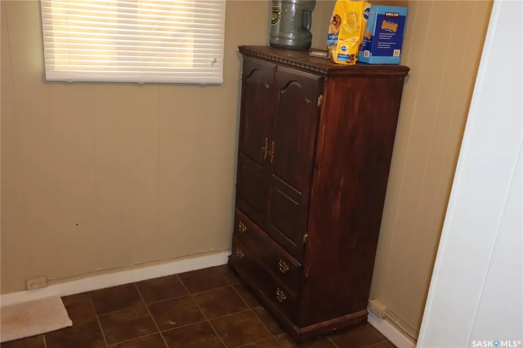 203 5th Avenue W Assiniboia SK S0H 0B0