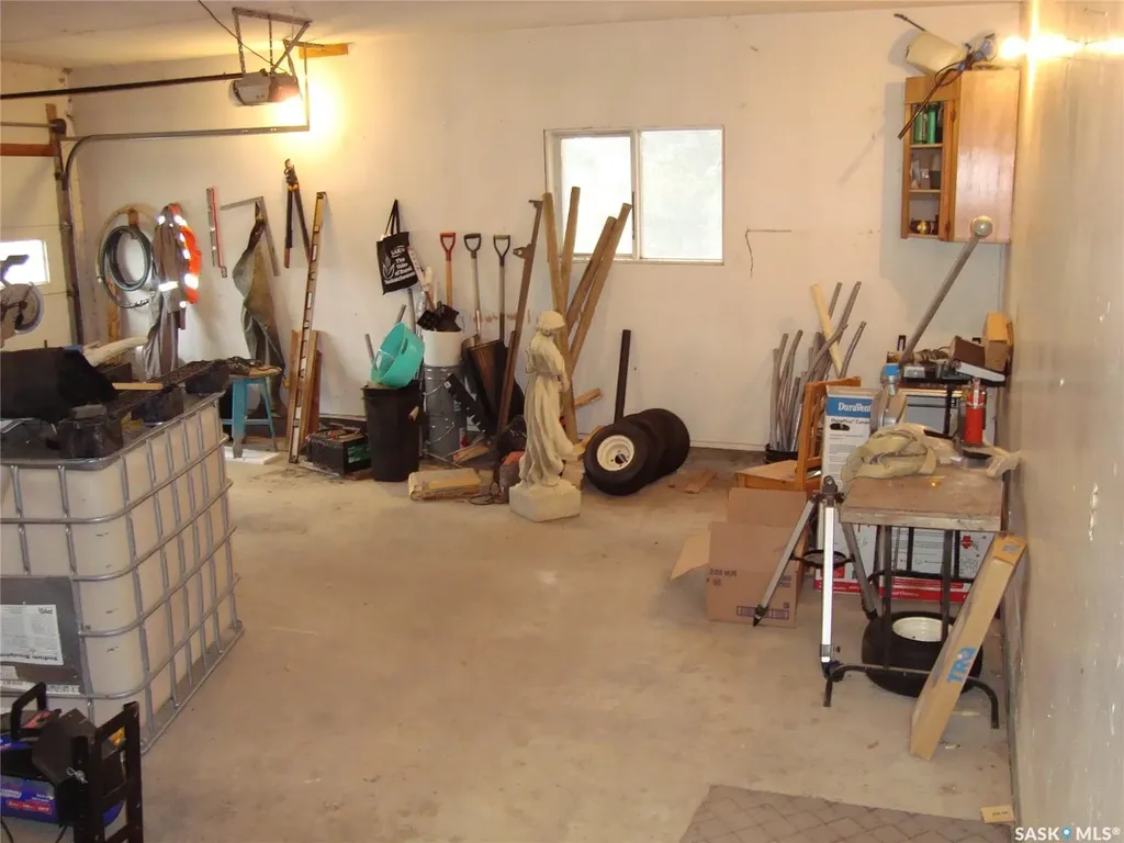 105 4th Avenue W Kyle SK S0L 1T0