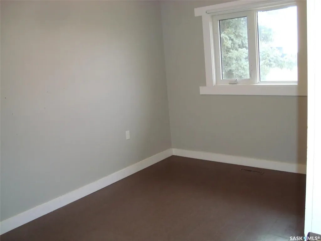 105 4th Avenue W Kyle SK S0L 1T0