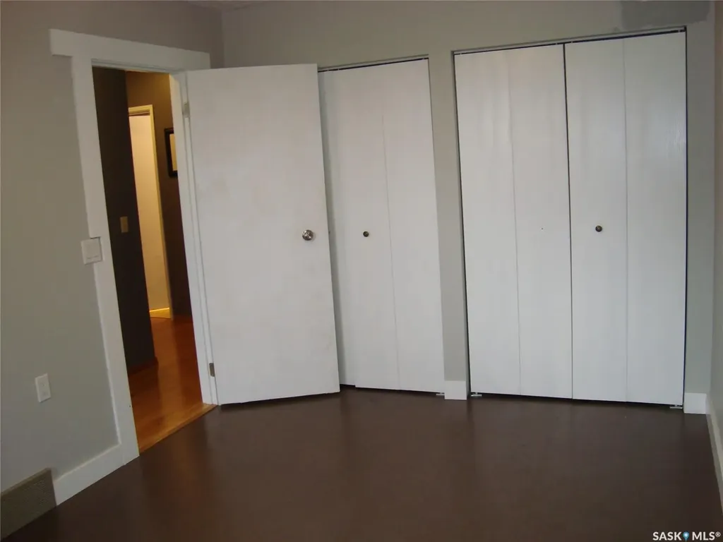 105 4th Avenue W Kyle SK S0L 1T0