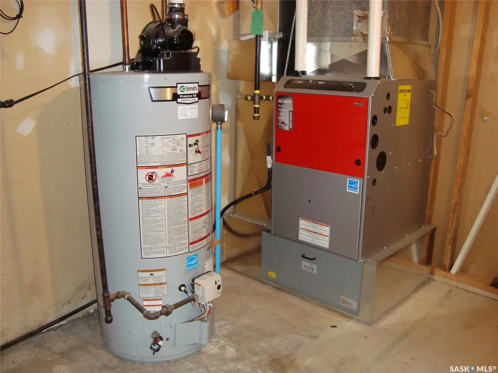 105 4th Avenue W Kyle SK S0L 1T0