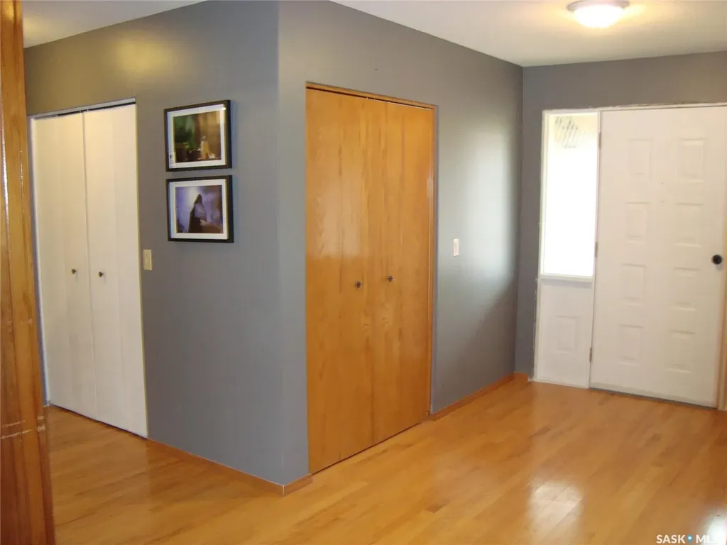 105 4th Avenue W Kyle SK S0L 1T0