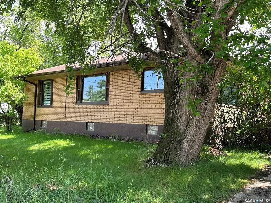 502 1st Street W Meadow Lake SK S9X 1E5