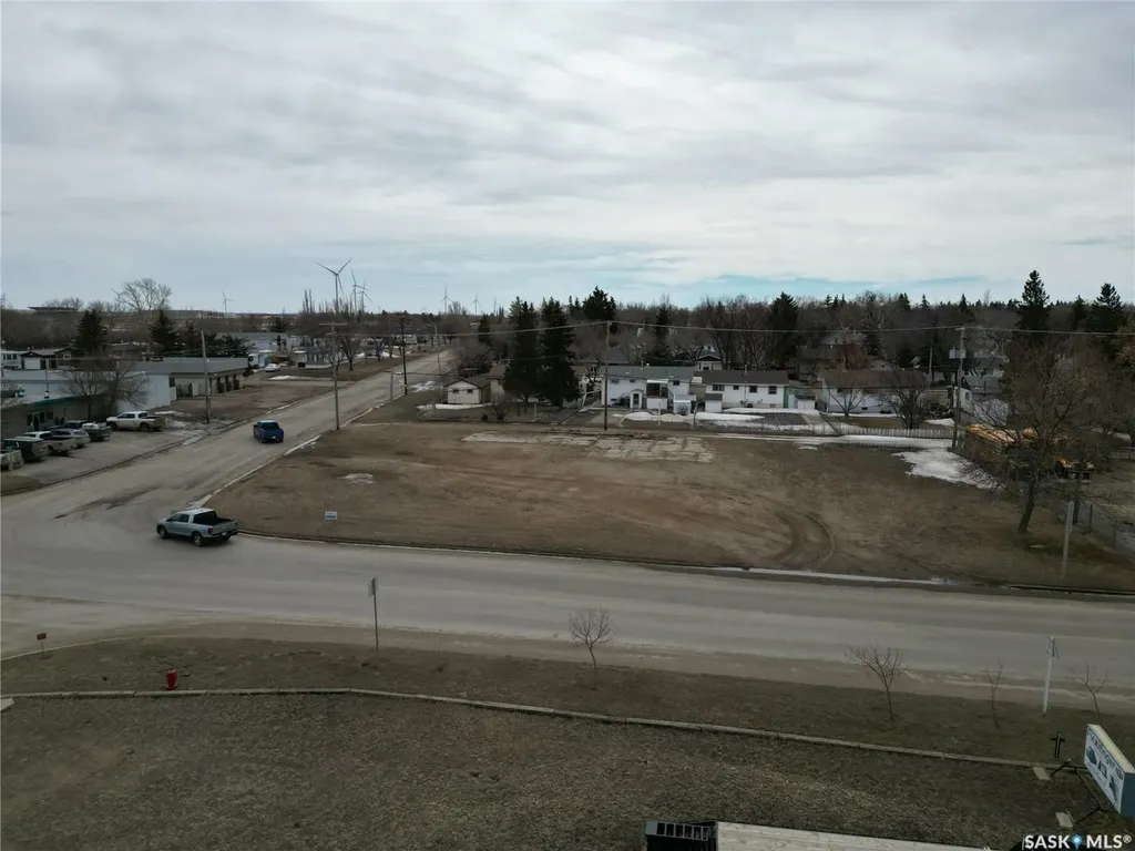 512 1st Avenue E Assiniboia SK S0H 0B0