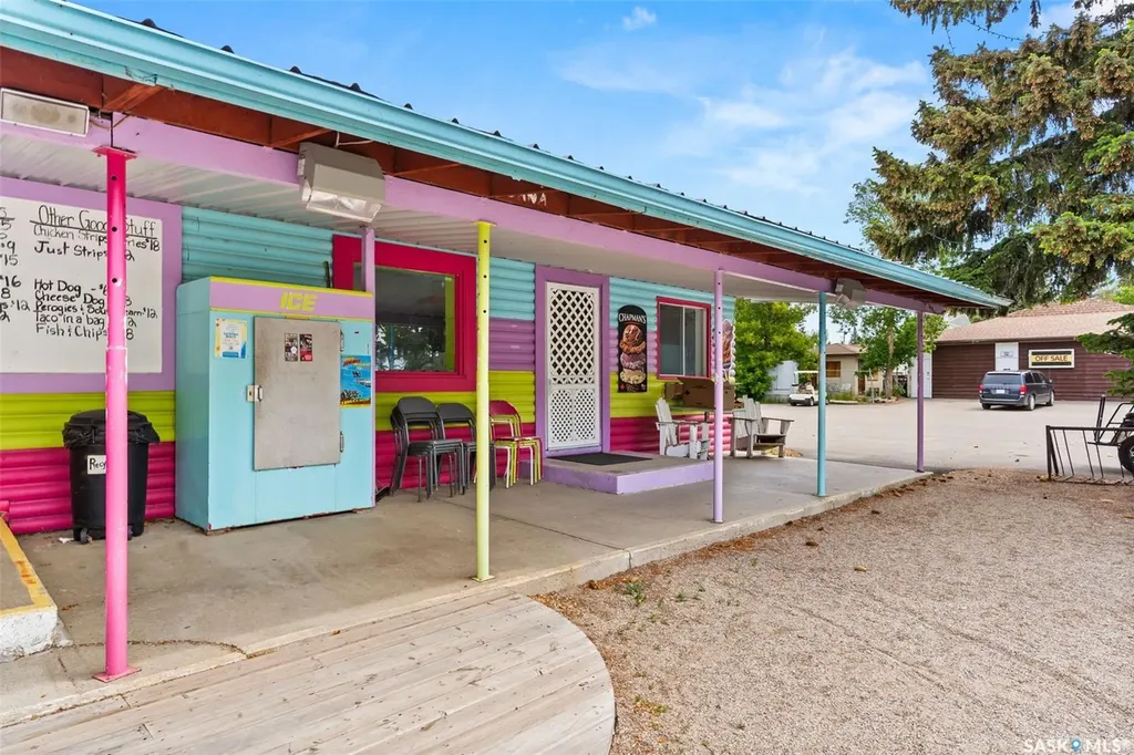 4 Regina Avenue Katepwa Beach SK S0G 2Y0