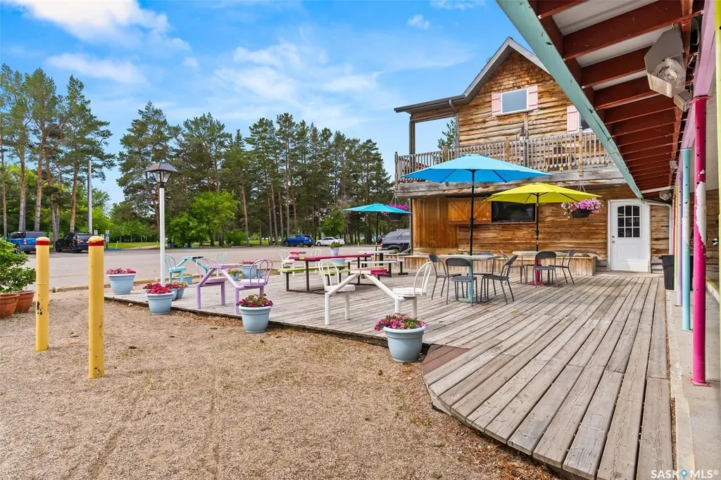 4 Regina Avenue Katepwa Beach SK S0G 2Y0