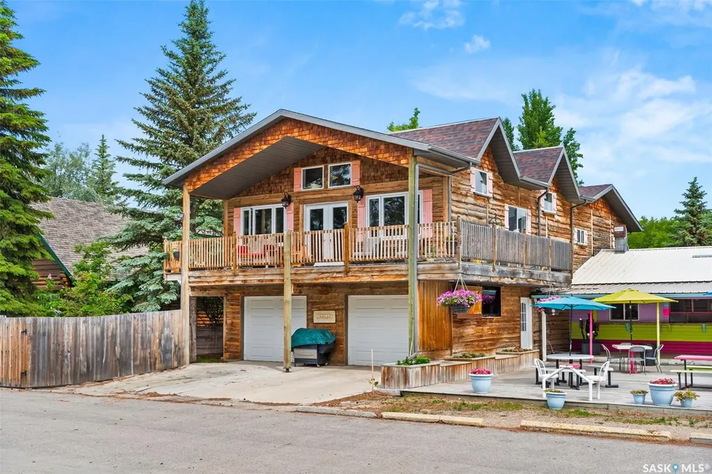 4 Regina Avenue Katepwa Beach SK S0G 2Y0