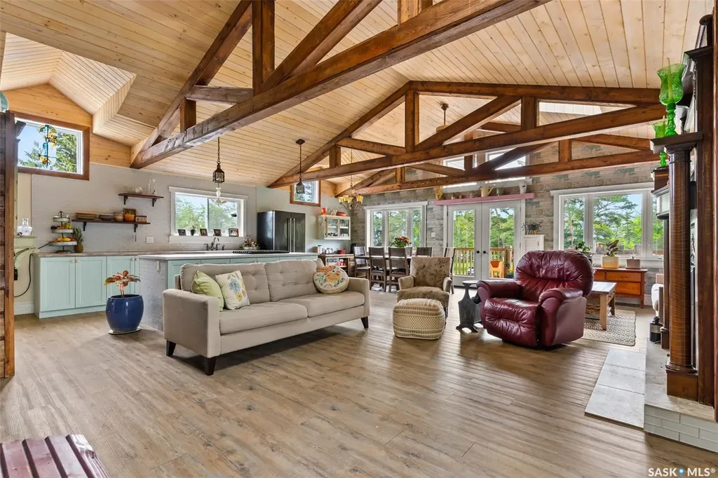 4 Regina Avenue Katepwa Beach SK S0G 2Y0