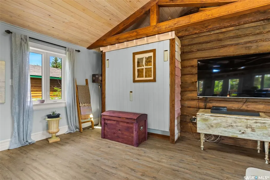4 Regina Avenue Katepwa Beach SK S0G 2Y0