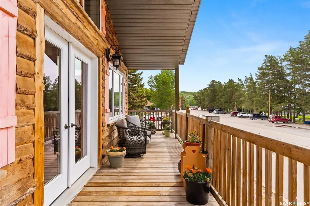 4 Regina Avenue Katepwa Beach SK S0G 2Y0