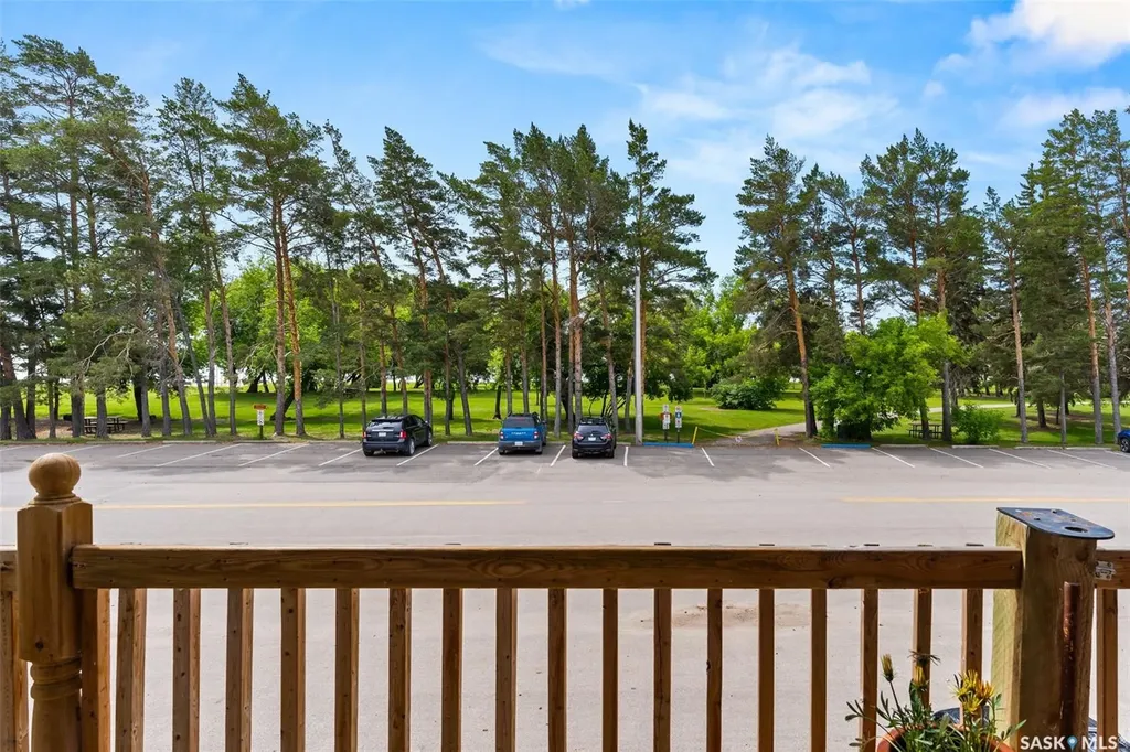 4 Regina Avenue Katepwa Beach SK S0G 2Y0