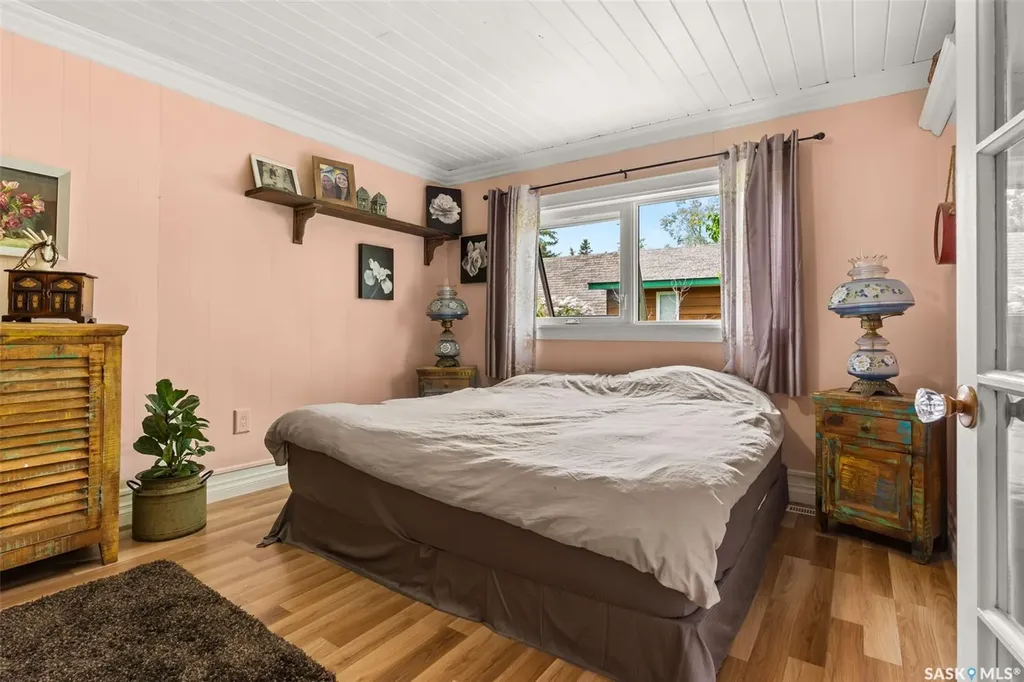 4 Regina Avenue Katepwa Beach SK S0G 2Y0
