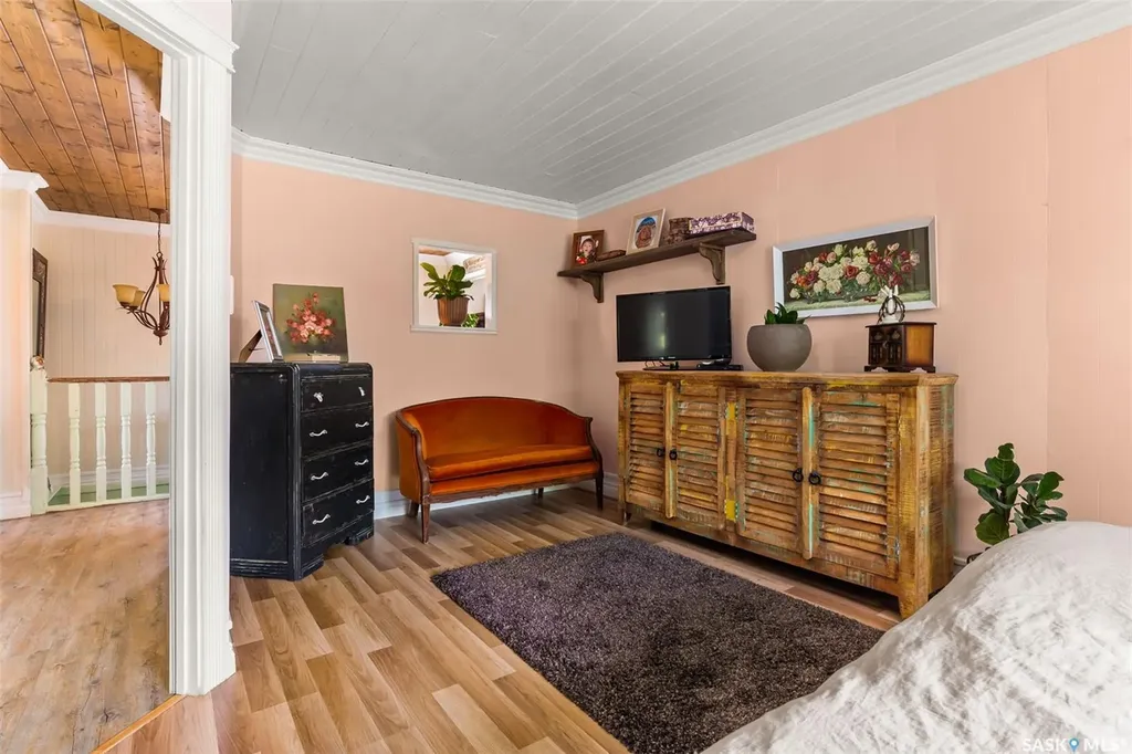 4 Regina Avenue Katepwa Beach SK S0G 2Y0