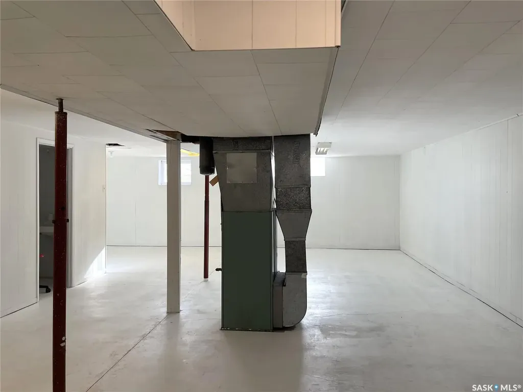196 3rd Street W Pierceland SK S0M 2K0