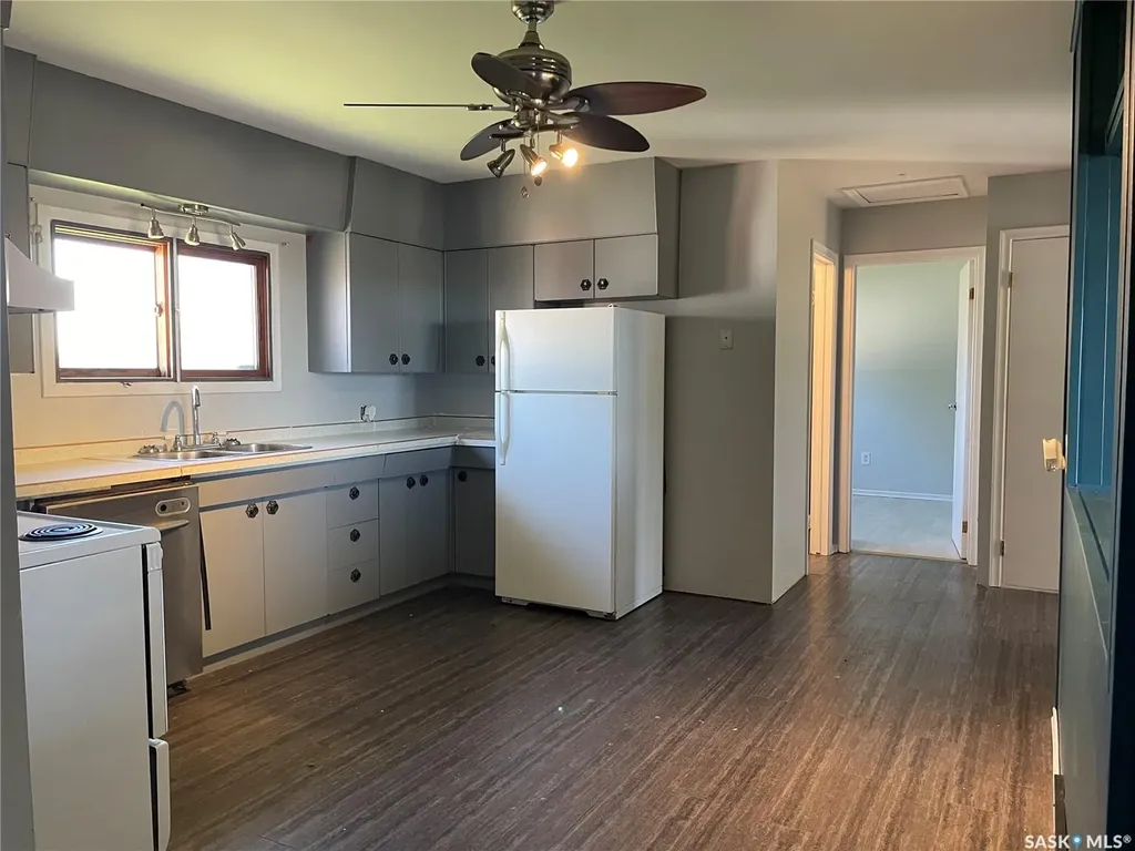 196 3rd Street W Pierceland SK S0M 2K0