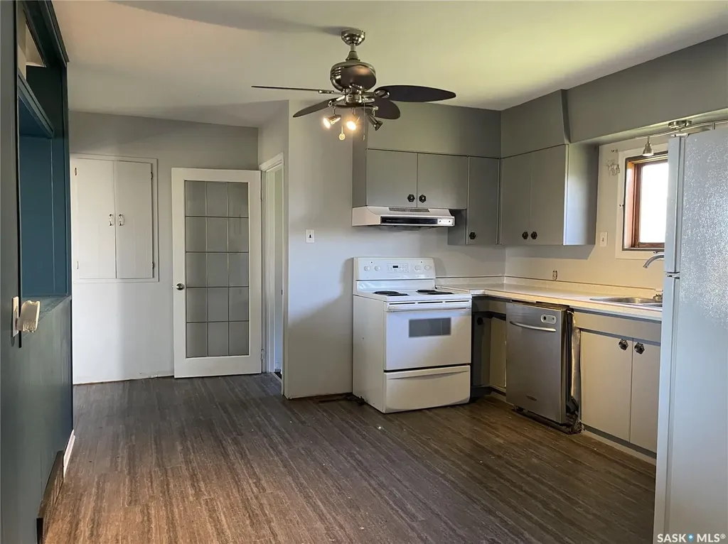 196 3rd Street W Pierceland SK S0M 2K0