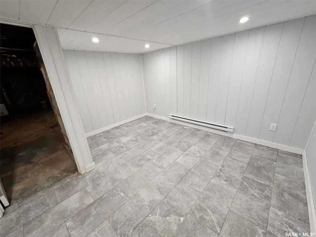 201 Souris Avenue E Carlyle SK S0C 0R0