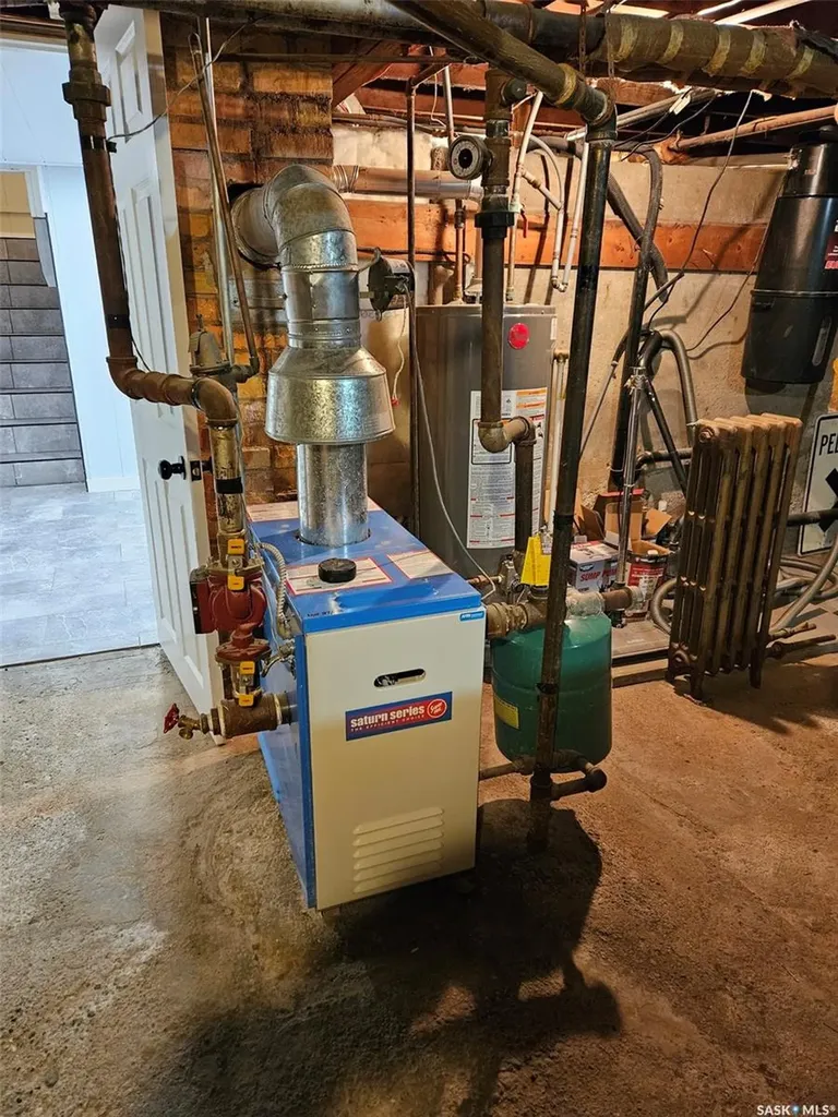 201 Souris Avenue E Carlyle SK S0C 0R0