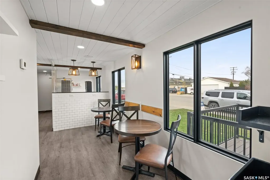 402 1st Avenue S Martensville SK S0K 0A2
