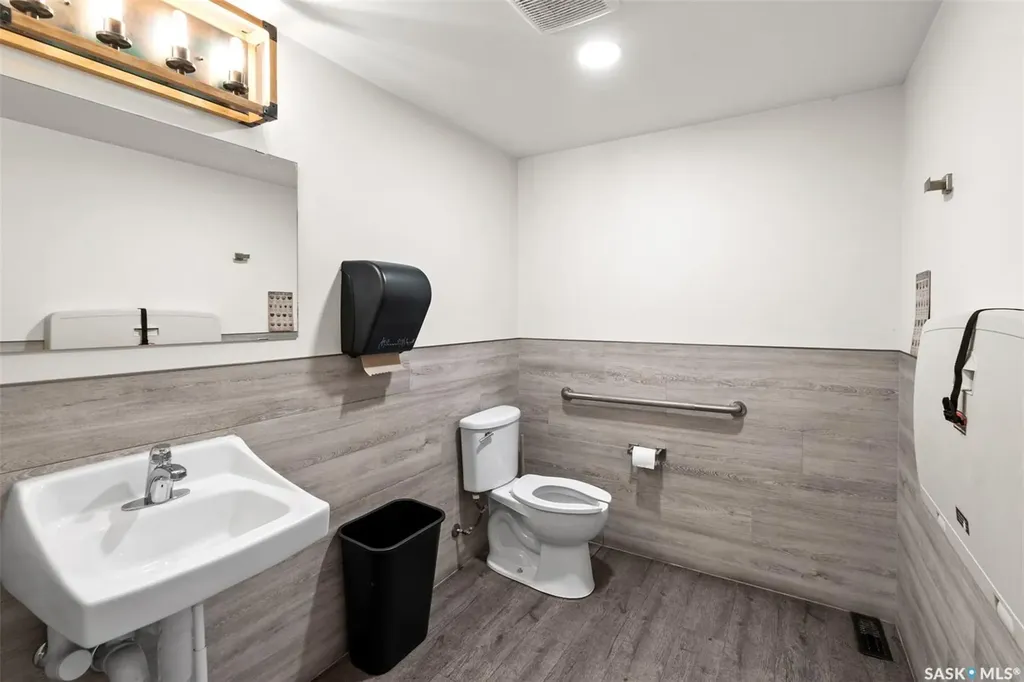 402 1st Avenue S Martensville SK S0K 0A2