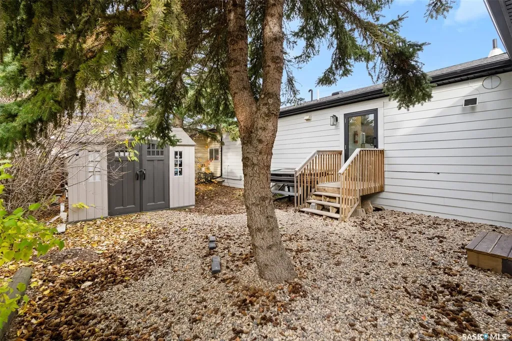402 1st Avenue S Martensville SK S0K 0A2
