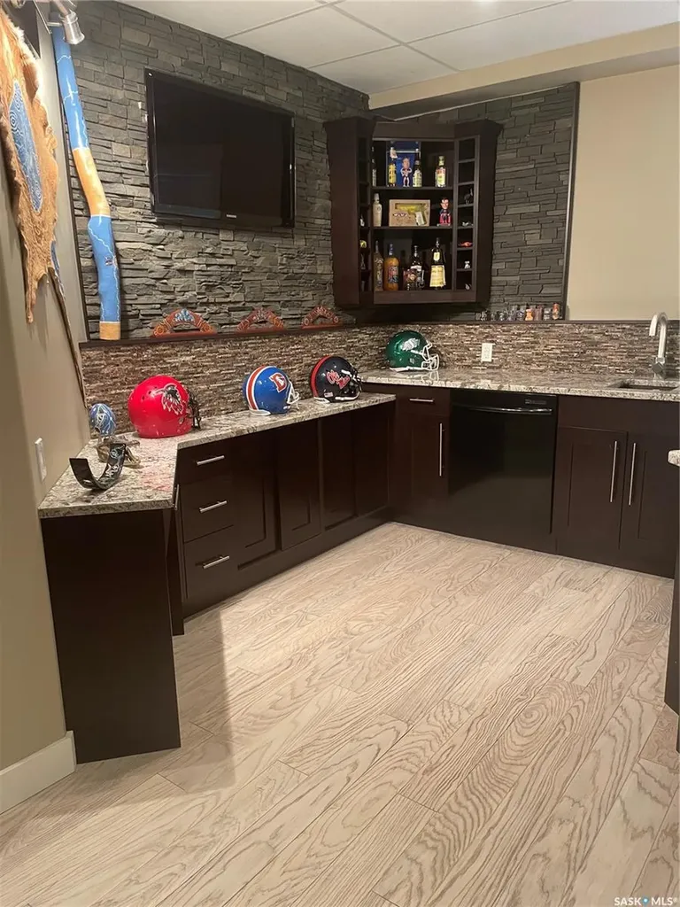 916 3rd Street SE Weyburn SK S4H 3J8