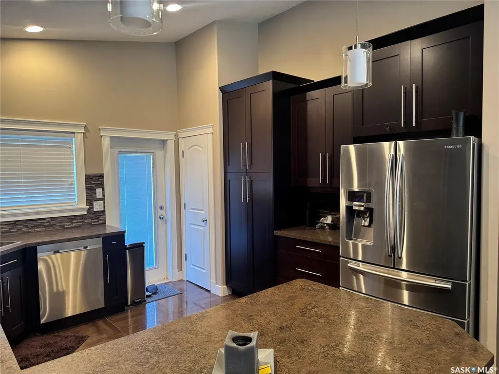 916 3rd Street SE Weyburn SK S4H 3J8