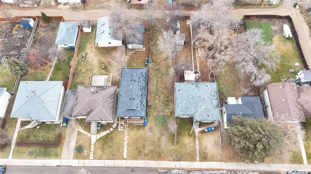 321 V Avenue S Saskatoon SK S7M 3E4
