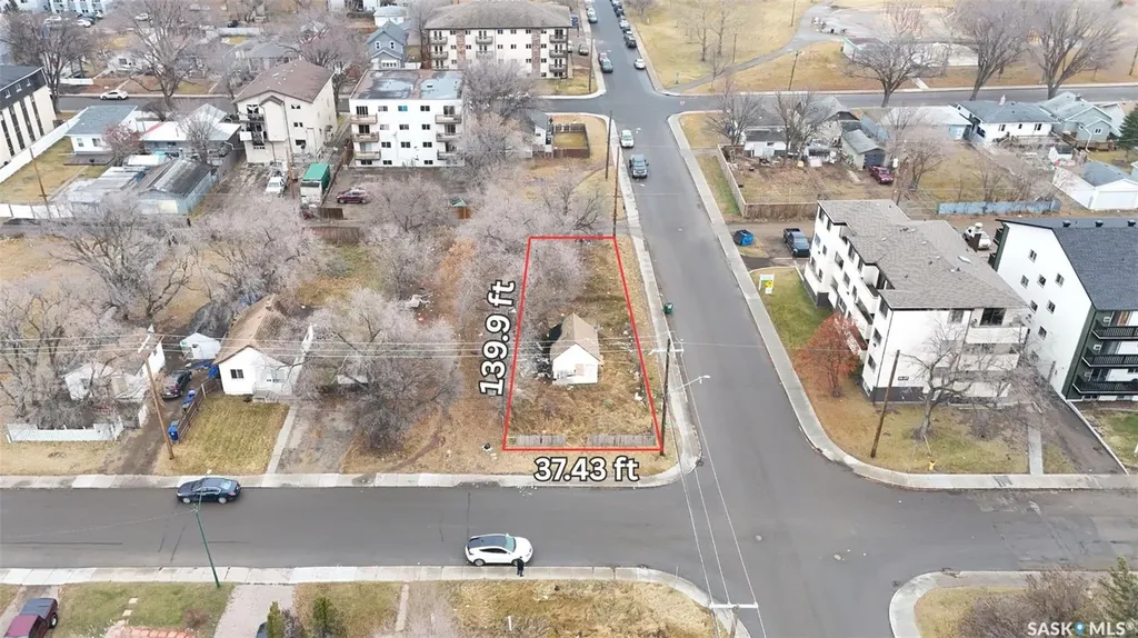 138 V Avenue S Saskatoon SK S7M 3E1