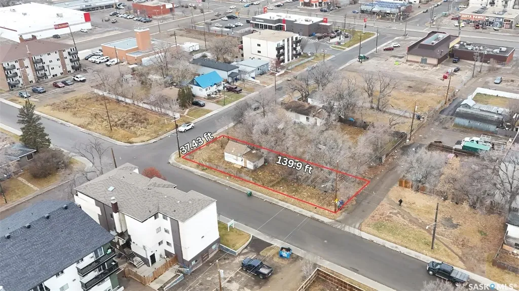 138 V Avenue S Saskatoon SK S7M 3E1