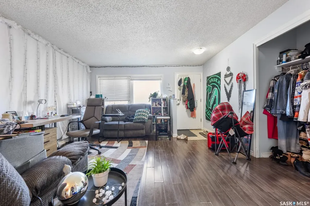 4008 Dewdney Avenue Regina SK S4T 1A2