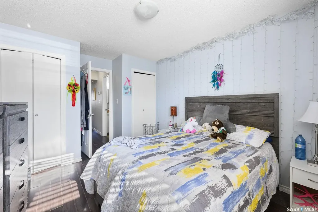 4008 Dewdney Avenue Regina SK S4T 1A2