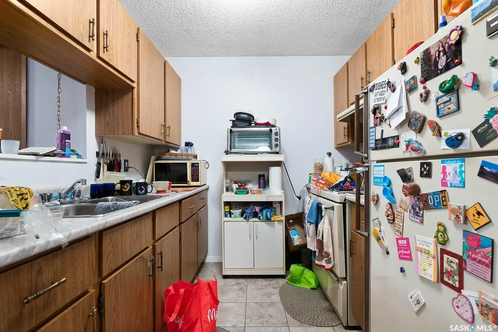 4008 Dewdney Avenue Regina SK S4T 1A2