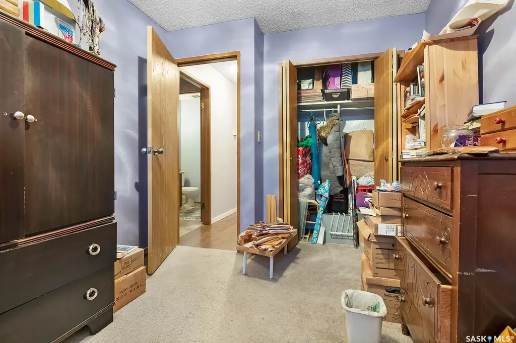 4008 Dewdney Avenue Regina SK S4T 1A2