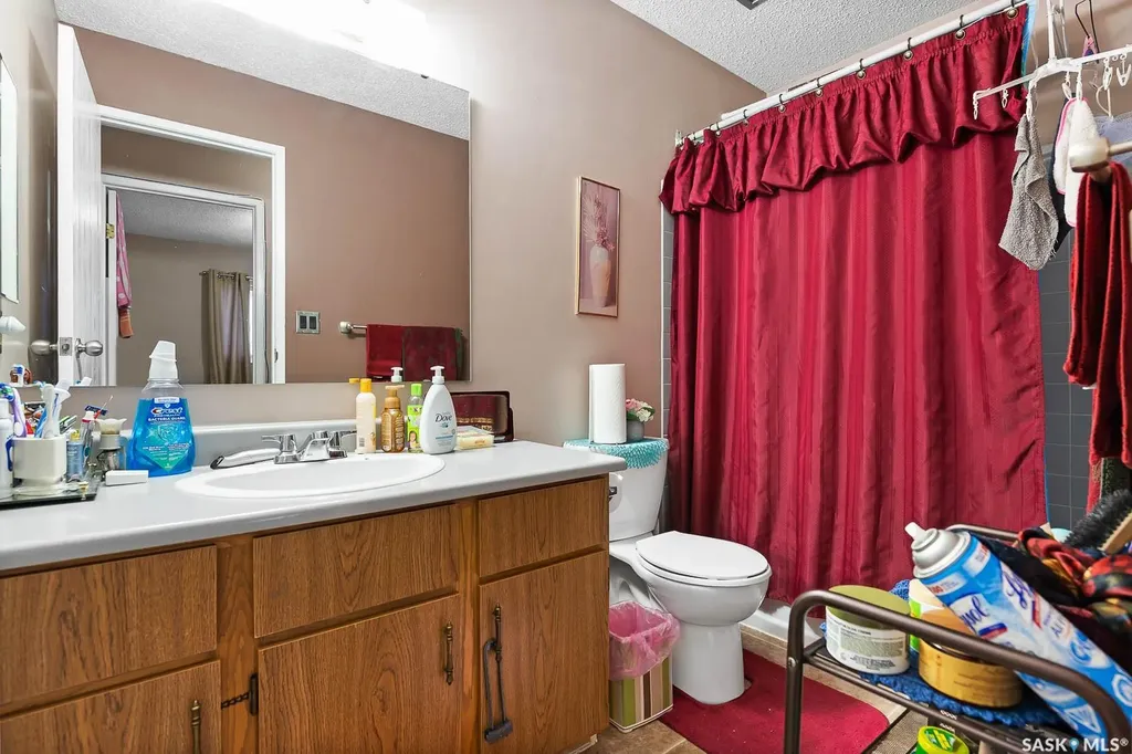 4008 Dewdney Avenue Regina SK S4T 1A2