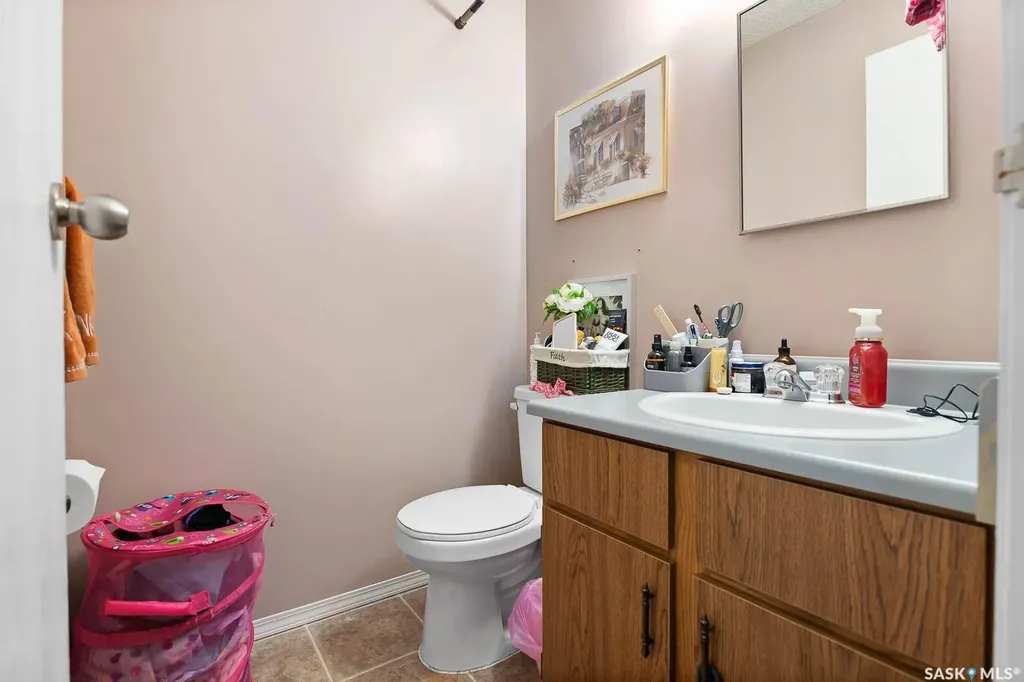 4008 Dewdney Avenue Regina SK S4T 1A2