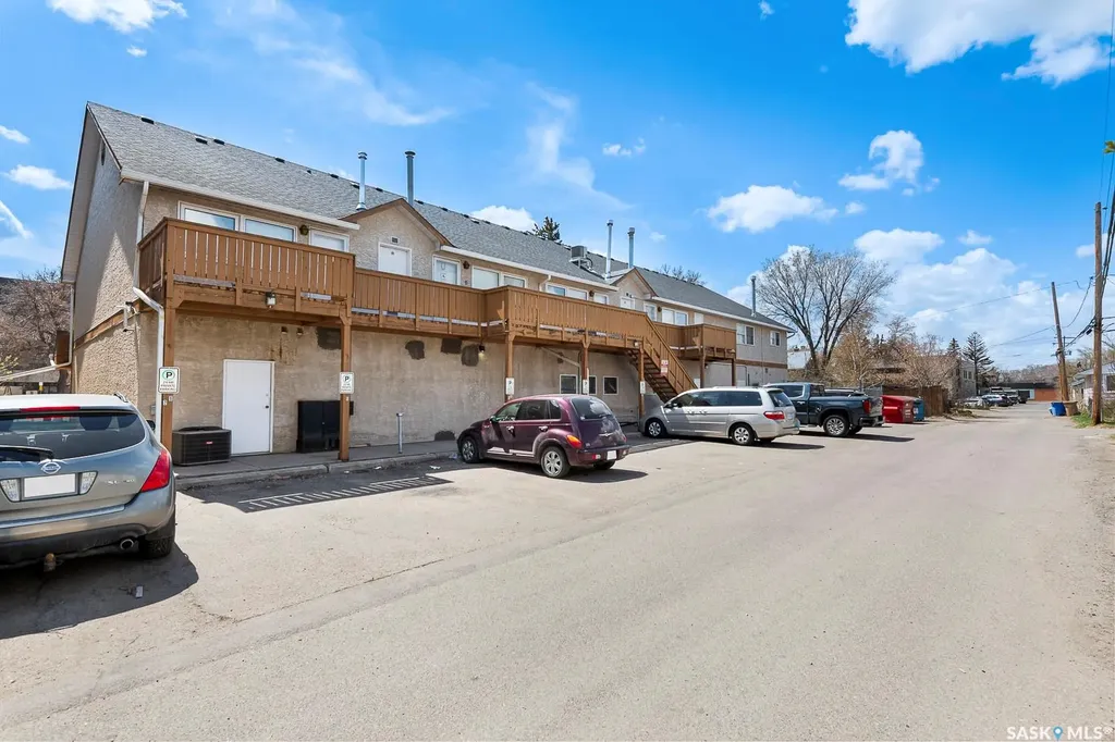 4008 Dewdney Avenue Regina SK S4T 1A2