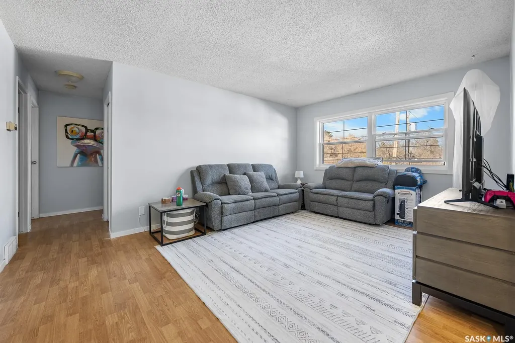 4008 Dewdney Avenue Regina SK S4T 1A2
