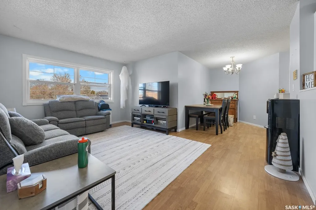 4008 Dewdney Avenue Regina SK S4T 1A2