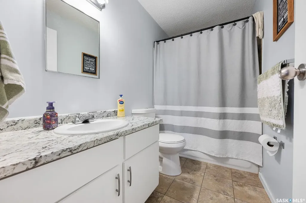 4008 Dewdney Avenue Regina SK S4T 1A2