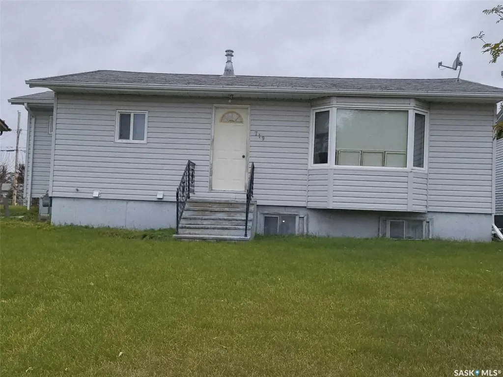 719 Donald Street Hudson Bay SK S0E 0Y0